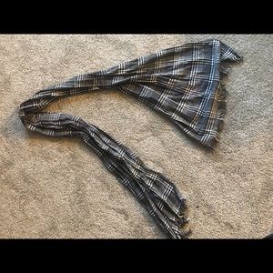 Plaid scarf
